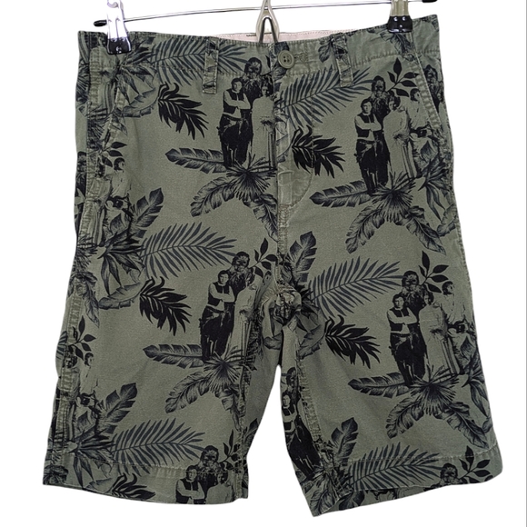 GAP Other - Gap x Star Wars Bermuda shorts in desert cactus
